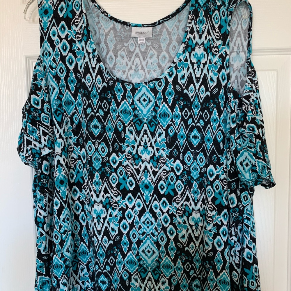 Cold shoulder shirt